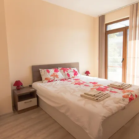 Domus Old Town 公寓