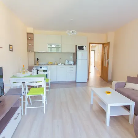 Apartmán Domus Old Town With Garage