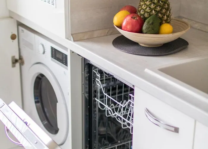 Domus Old Town With Garage